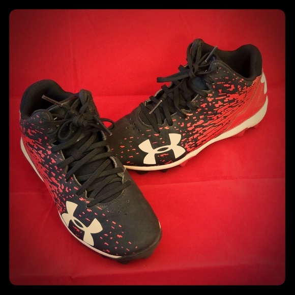 Under Armour Other - Under Armour Baseball Cleats Size 1Y
